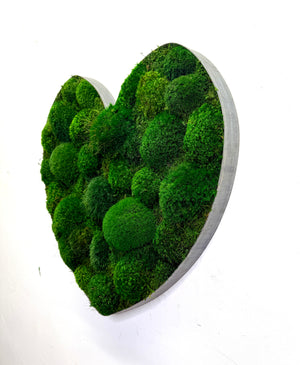 Heart-shaped lush moss wine barrel wall art in distressed metal frame.